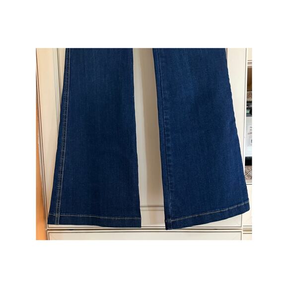 Women's Spanx® Flare Midnight Shade Jeans Large NWT 20327R Dark Wash Tall - Picture 4 of 7